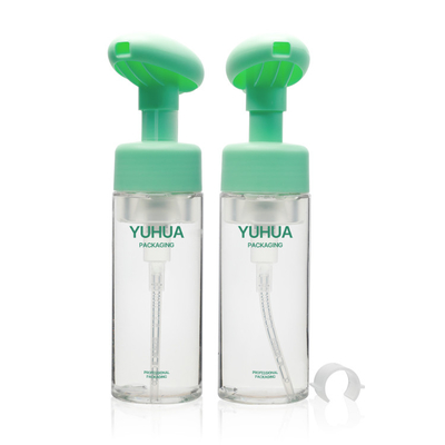 Botella de limpiamiento facial de la espuma plástica 100ml con el casquillo del espray de la loción