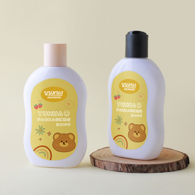 Un buen precio. Botellas de champú y acondicionador vacías de plástico de color personalizado de 200 ml en línea