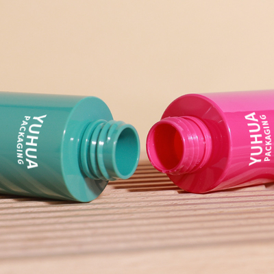 Botella de pulverización de plástico para agua tonificante para el cuerpo de 120 ml.