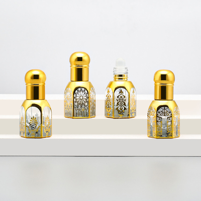 Embalaje cosmético de lujo envasado en botellas de vidrio con tapa de oro