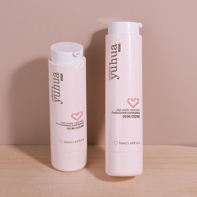 Botella de loción de plástico duradero con bomba sin aire y diseño personalizado, ideal para envases cosméticos y almacenamiento de productos líquidos