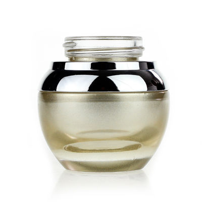Empaquetado de cristal cosmético del tarro 50g vacío con el casquillo que atornilla de plata
