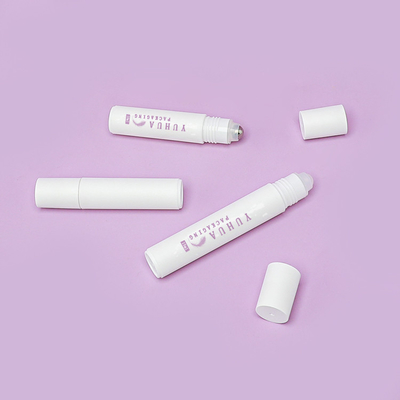 rollo plástico de 10ml 15ml PP en logotipo modificado para requisitos particulares color blanco de la botella