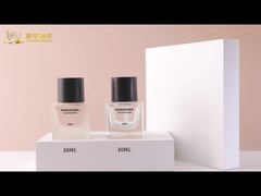 Botellas de base líquida transparente de 30 ml de capacidad con bomba de suero de presión para una dispensación precisa y controlada